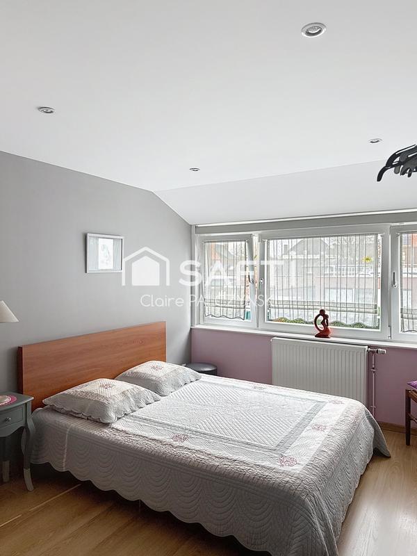 Maison - 115 m² - 7 pièces