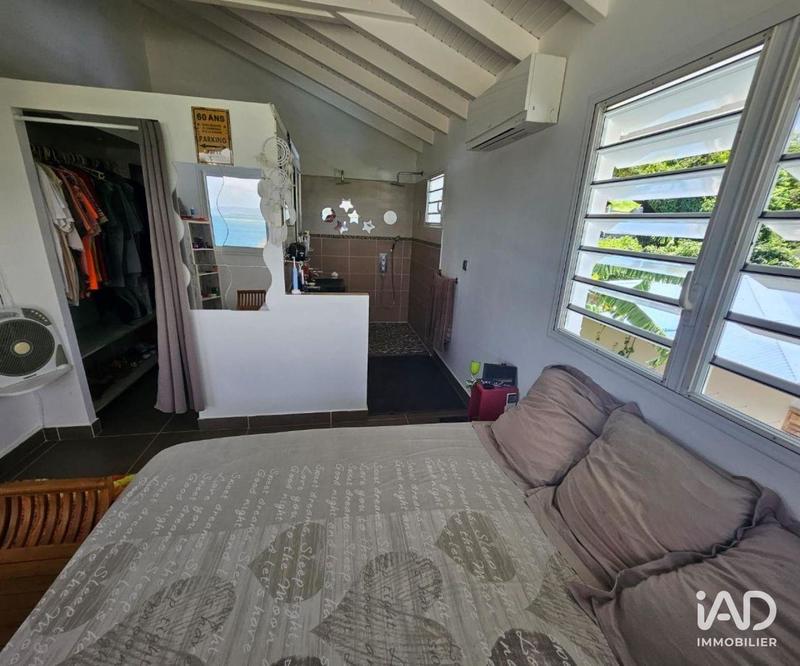 Maison - 121 m² - 8 pièces