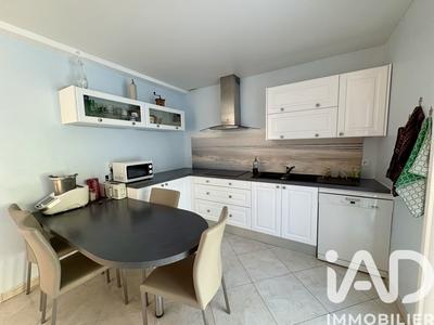 Maison - 112 m² - 6 pièces