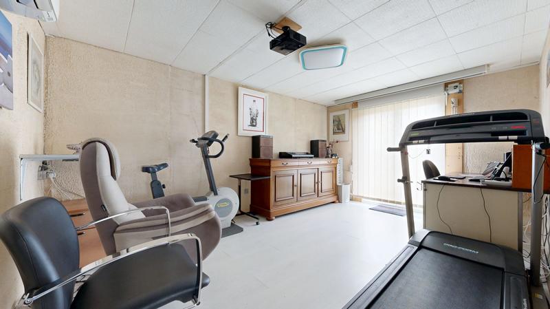 Maison - 167 m² - 5 pièces