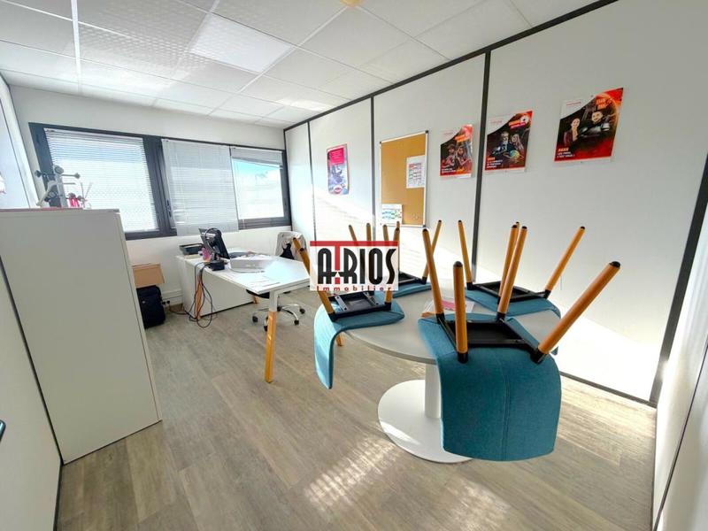 Bureau - 123 m²