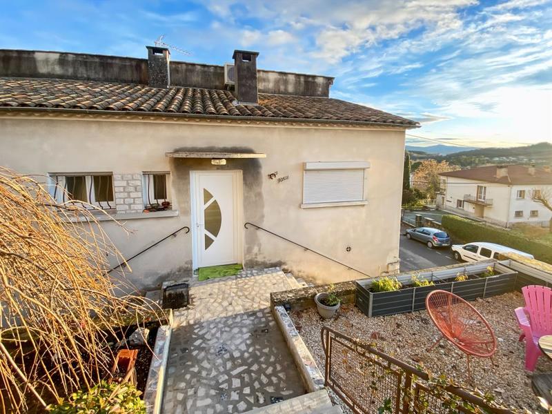 Appartement - 92 m² - 4 pièces