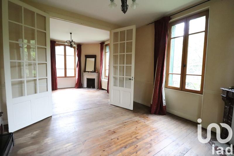 Maison - 220 m² - 11 pièces