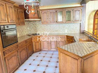 Maison de bourg - 120 m² - 3 pièces