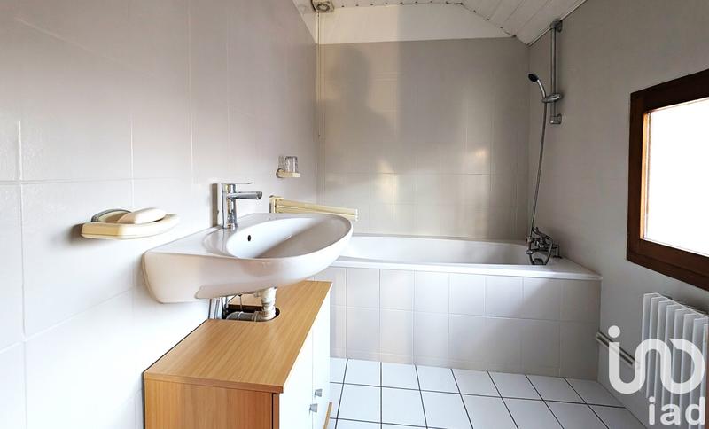 Maison - 121 m² - 6 pièces