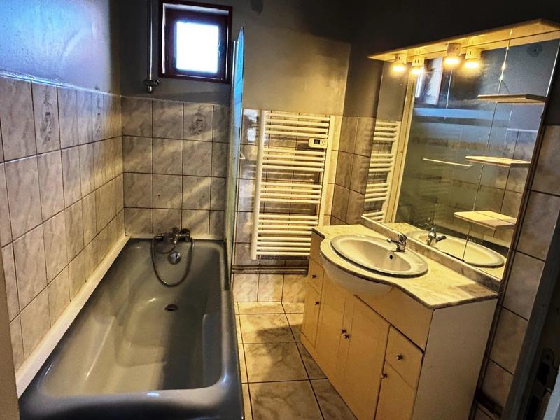 Maison - 104 m² - 6 pièces