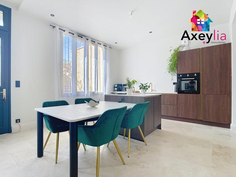 Maison - 155 m² - 8 pièces