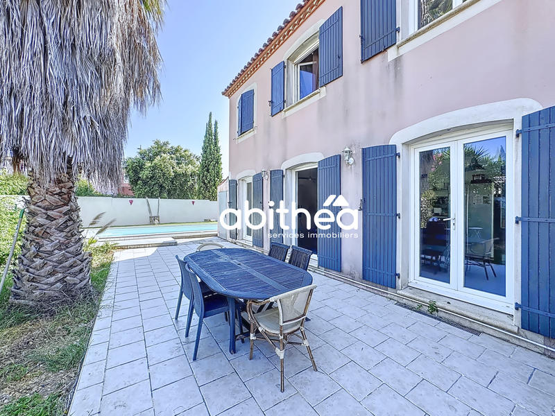 Maison - 103 m² - 4 pièces