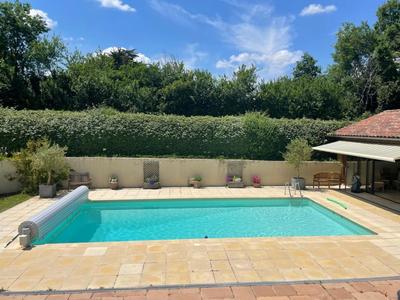 Maison de campagne - 393 m² - 10 pièces