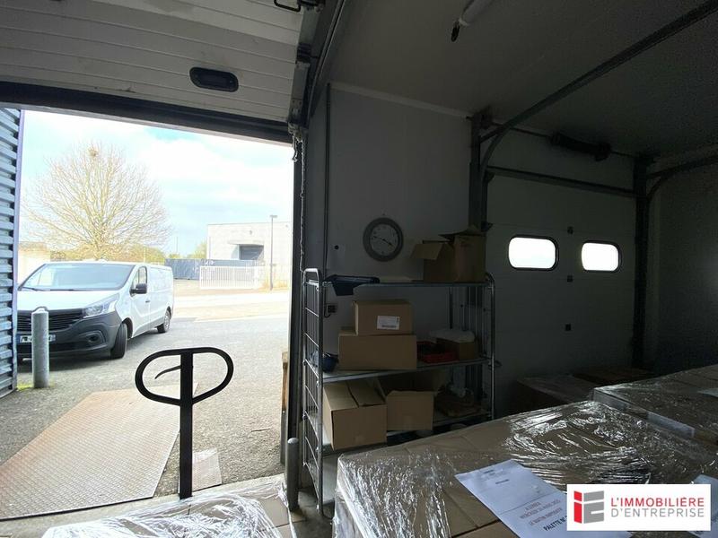 Local d'activité / Entrepôt - 500 m²