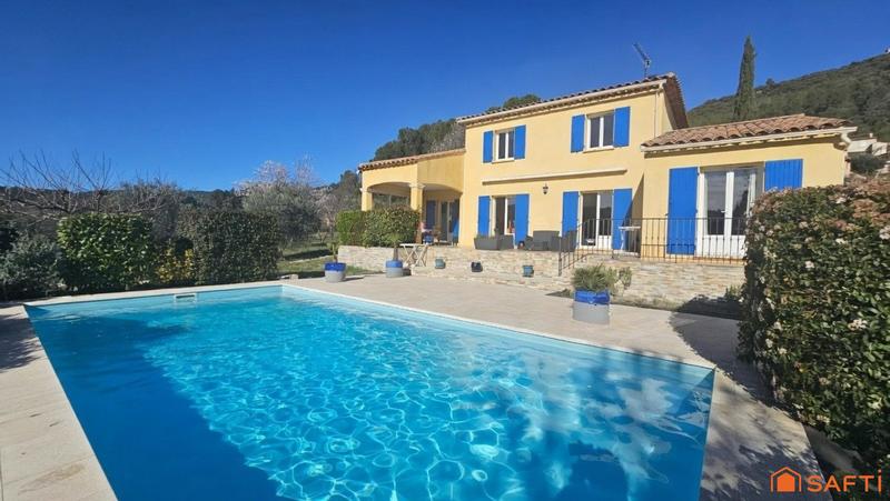 Maison - 140 m² - 6 pièces