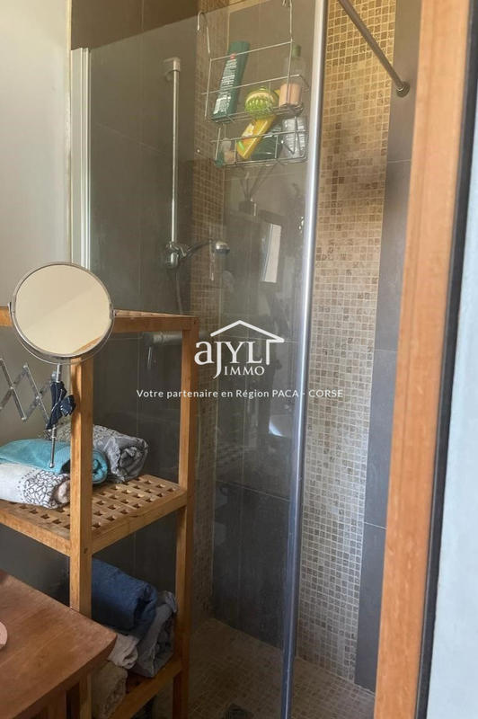 Maison - 136 m² - 5 pièces