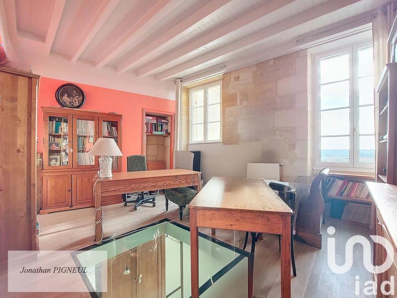 Maison - 240 m² - 6 pièces