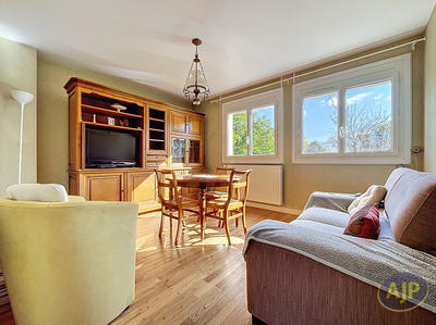 Maison - 68 m² - 5 pièces