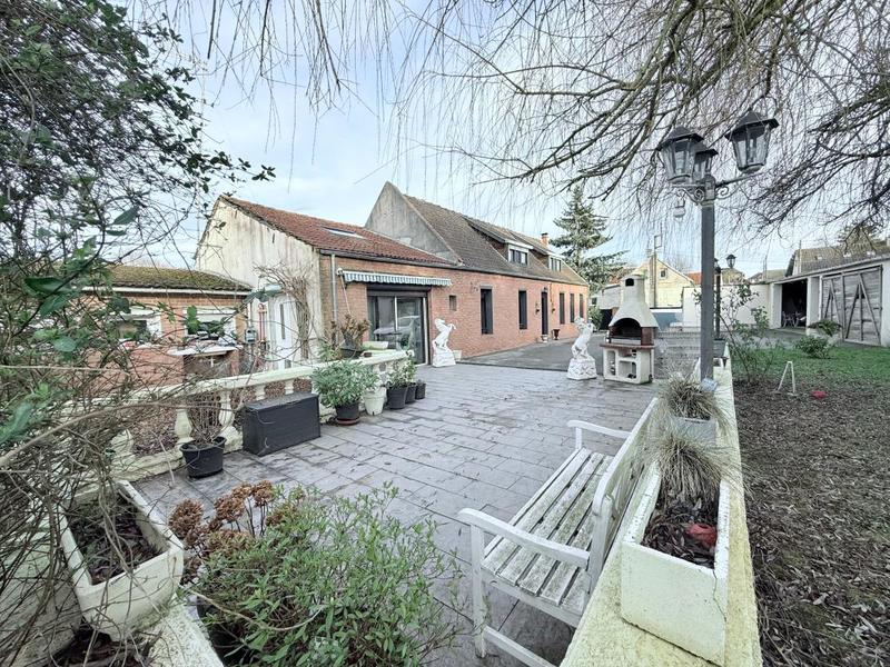 Maison - 177 m² - 4 pièces