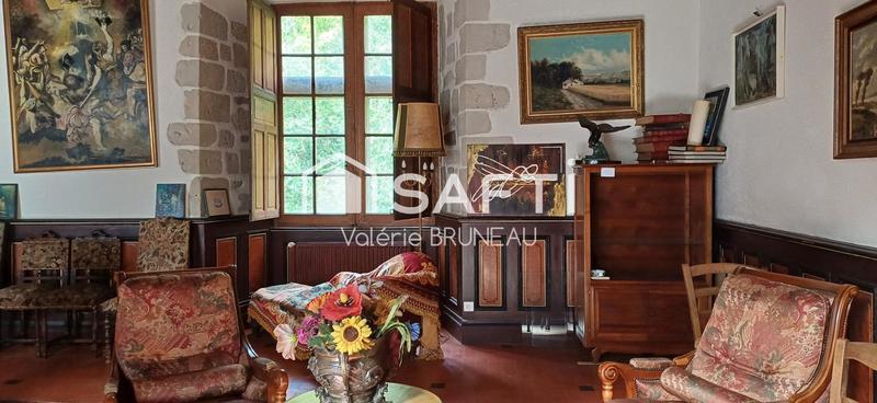 Château - 936 m² - 20 pièces