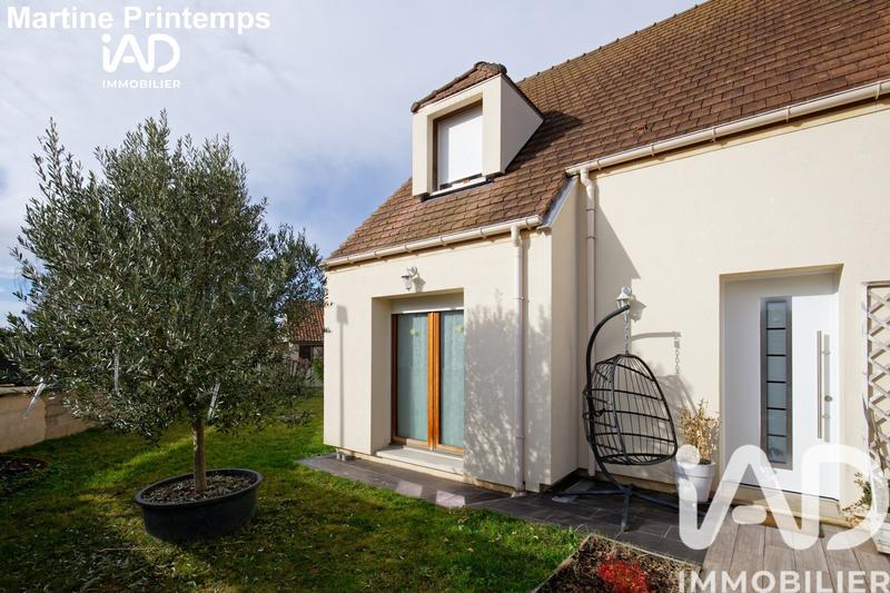 Maison - 141 m² - 8 pièces