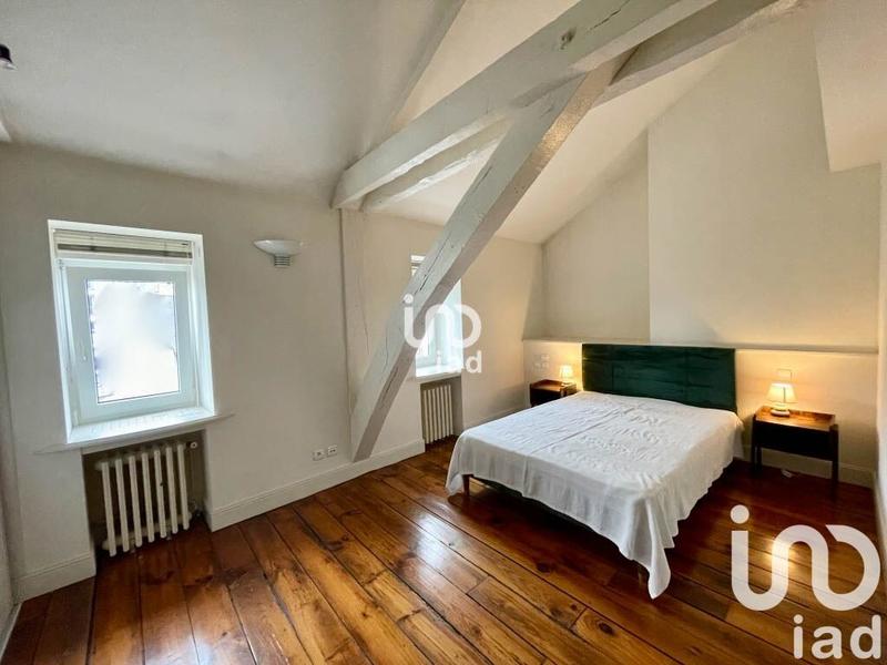 Maison - 527 m² - 5 pièces