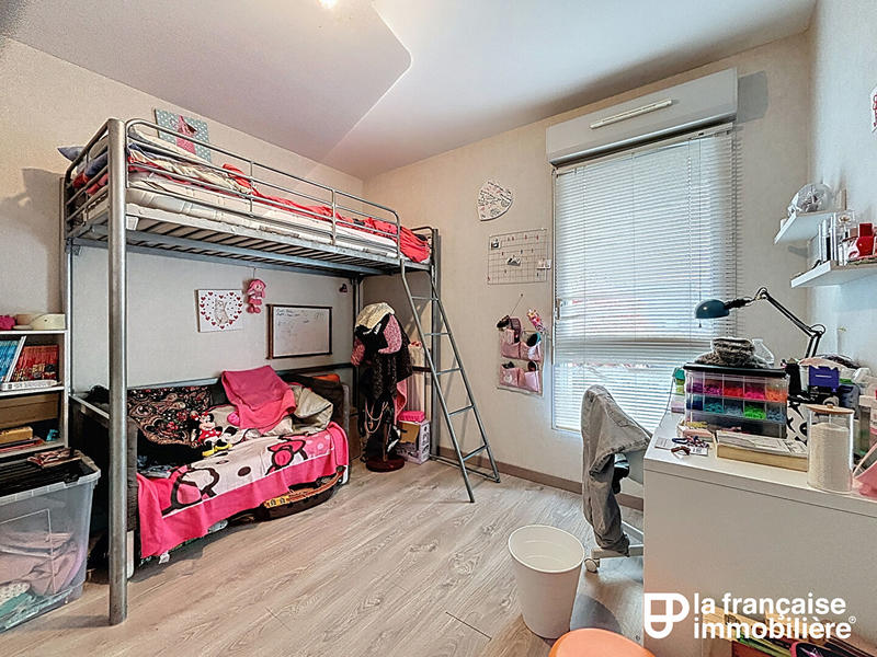 Maison - 93 m² - 5 pièces