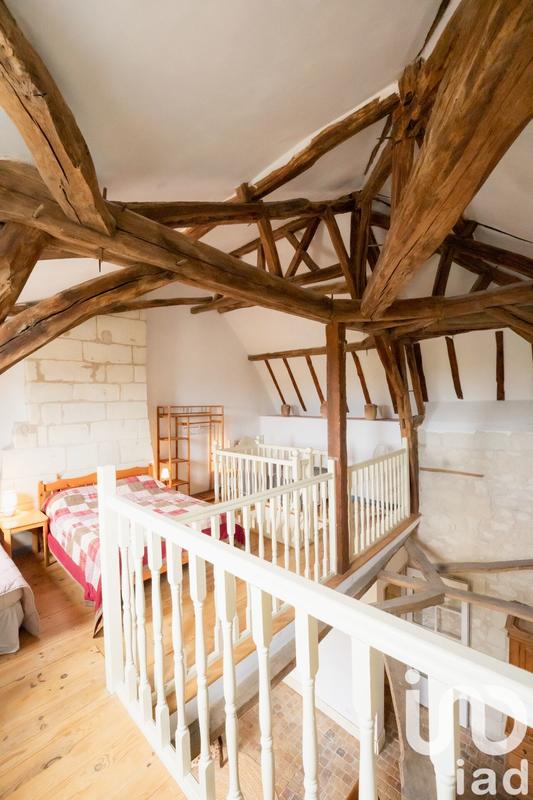 Maison - 245 m² - 9 pièces