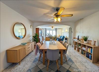 Propriété - 182 m² - 8 pièces