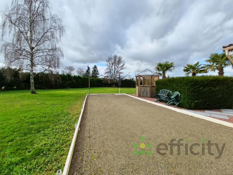 Pavillon - 287 m² - 10 pièces