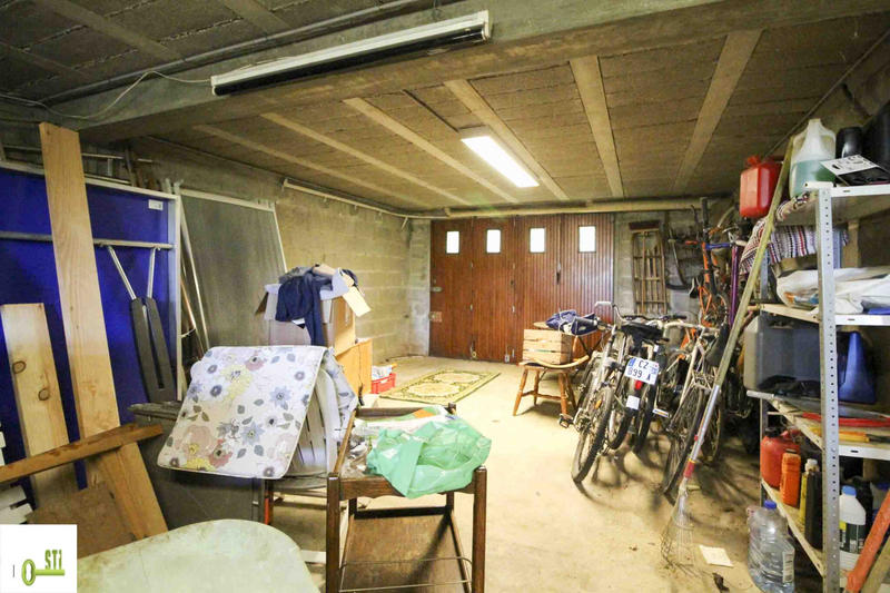 Maison - 192 m² - 10 pièces