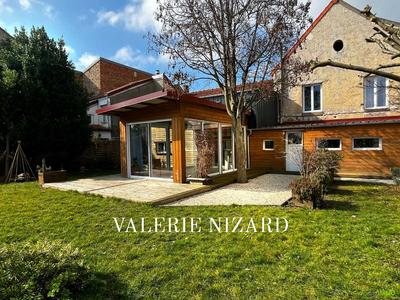 Villa - 177 m² - 7 pièces