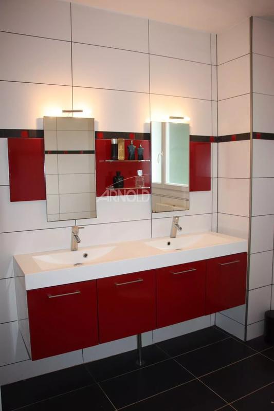 Maison - 168 m² - 7 pièces