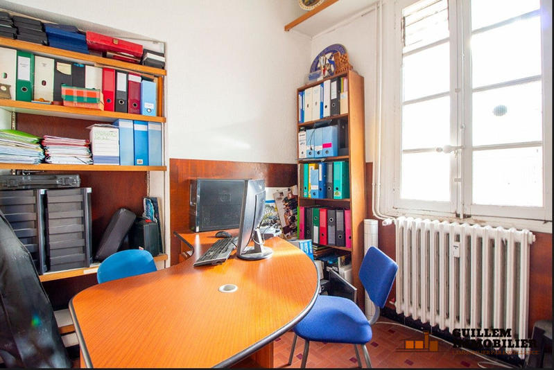 Bureau - 169 m² - 5 pièces