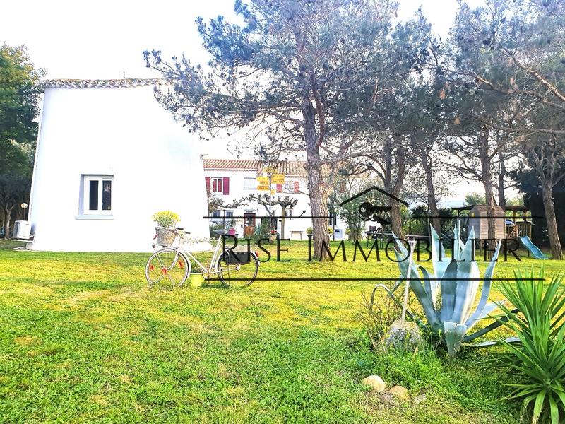 Propriété - 380 m² - 15 pièces