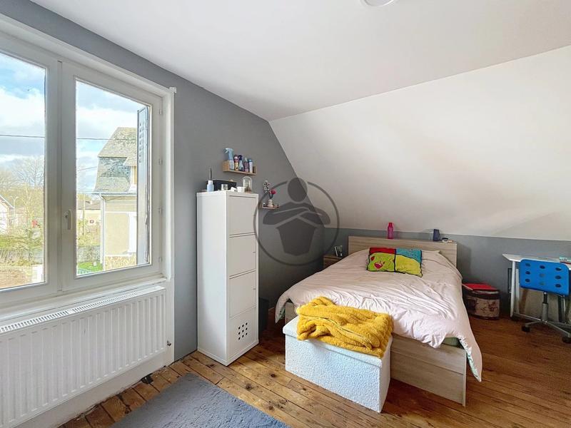 Maison - 102 m² - 5 pièces