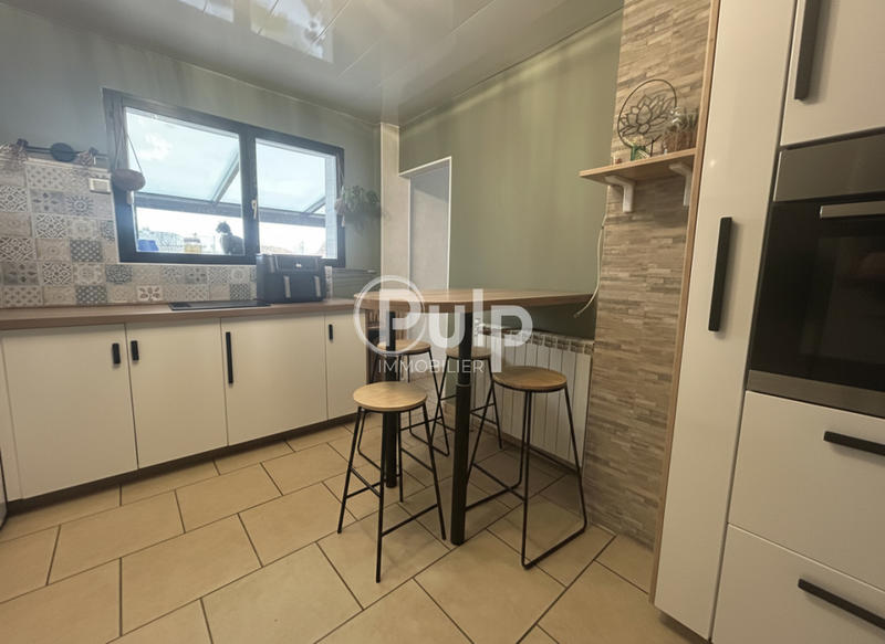 Maison - 119 m² - 8 pièces