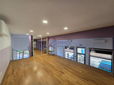 Local commercial - 120 m²