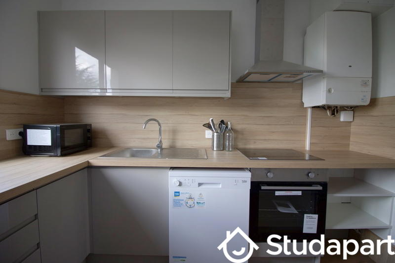 Chambre - 13 m² - 1 pièce