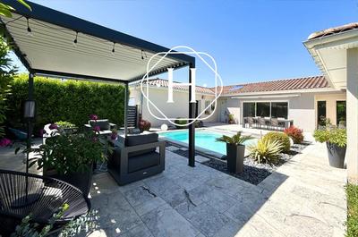 Maison - 157 m² - 6 pièces