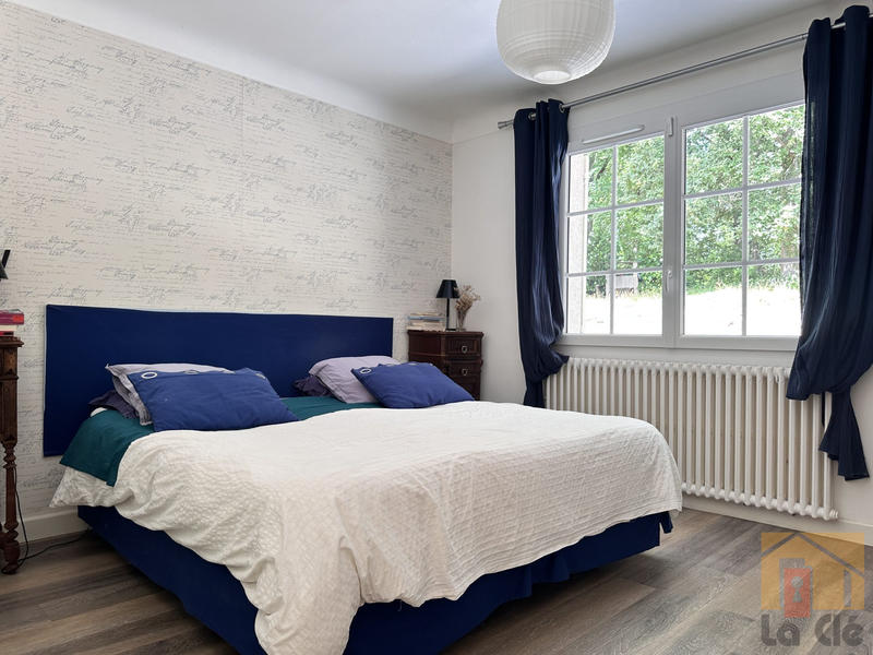 Maison - 200 m² - 6 pièces