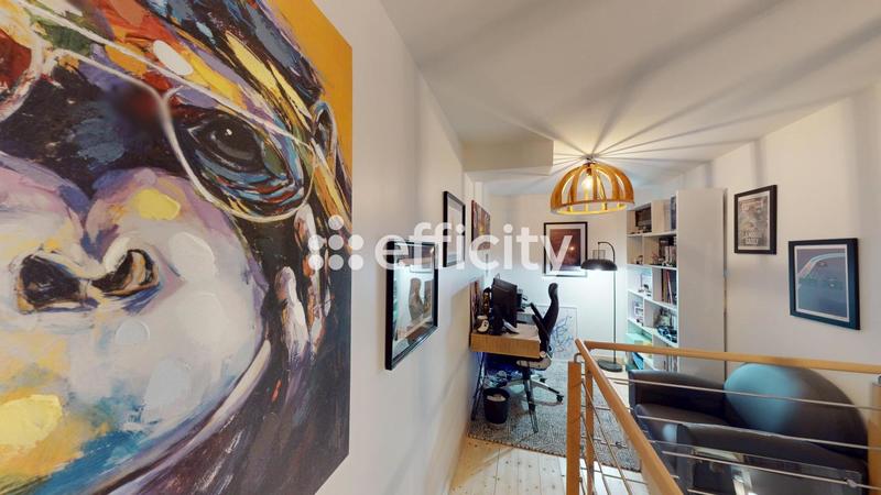 Appartement - 100 m² - 5 pièces