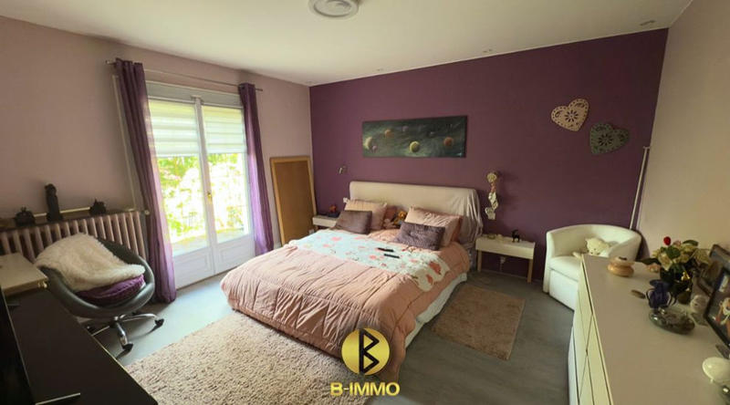 Maison - 210 m² - 7 pièces