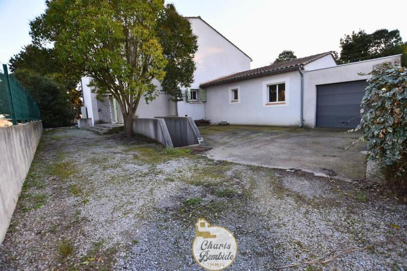 Villa - 275 m² - 9 pièces