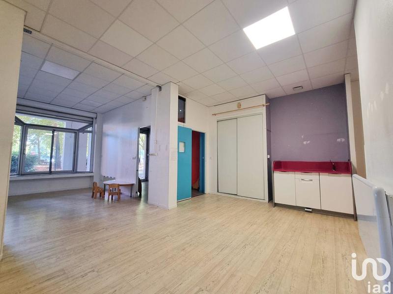 Local commercial - 94 m² - 2 pièces