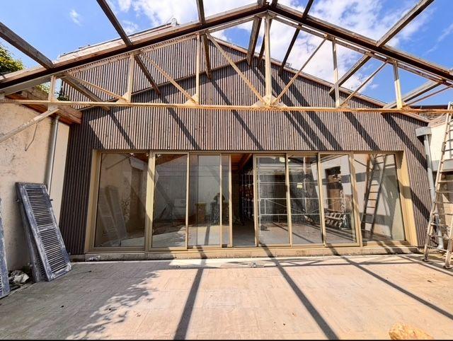 Maison de ville - 190 m² - 4 pièces