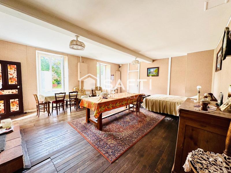 Maison - 112 m² - 8 pièces