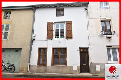 Maison - 92 m² - 4 pièces