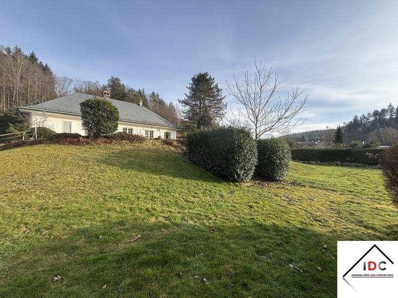 Maison - 172 m² - 5 pièces