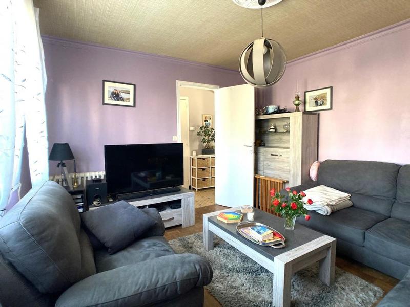 Maison - 94 m² - 6 pièces