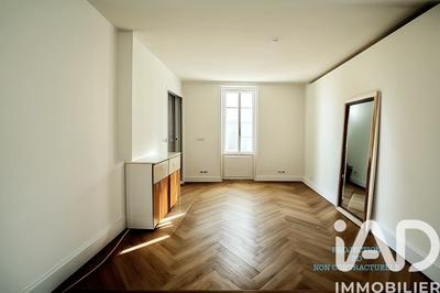 Maison de ville - 119 m² - 7 pièces