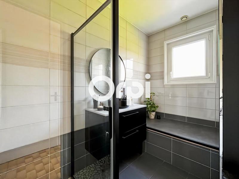 Villa - 124 m² - 6 pièces