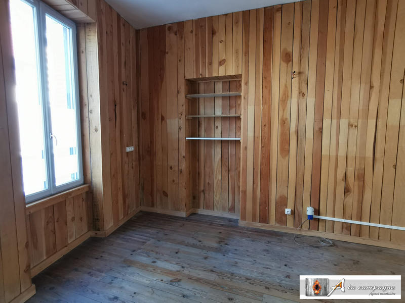 Maison traditionnelle - 283 m² - 17 pièces