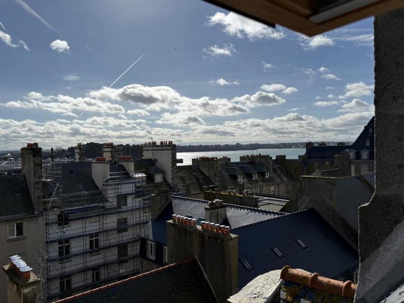 Studio - 24 m² - 1 pièce